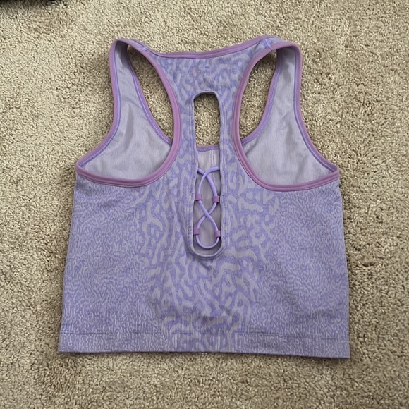 Gymshark light purple tank - Picture 2 of 3